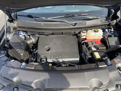 Certified 2023 Chevrolet Traverse LT image 28