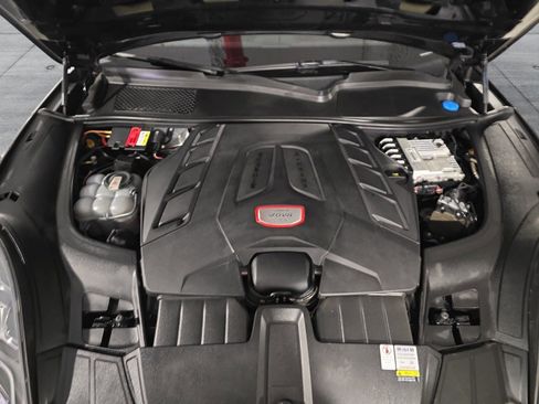 Used 2021 Porsche Cayenne GTS image 30