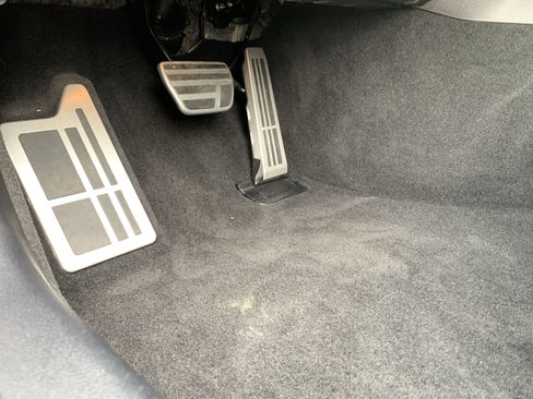 Certified 2025 Lexus IS 350 F Sport w/ Navigation Package image 17