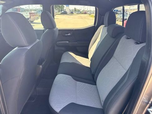 Certified 2023 Toyota Tacoma TRD Off-Road w/ Advanced Technology Package AWD/4WD image 12