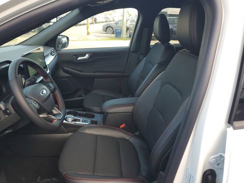 New 2025 Ford Escape ST-Line w/ Equipment Group 301A image 10