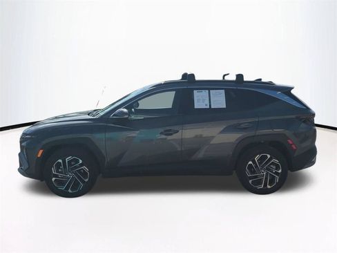 Used 2026 Hyundai Tucson Limited AWD/4WD image 8