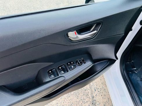 Used 2019 Hyundai Accent SEL image 24