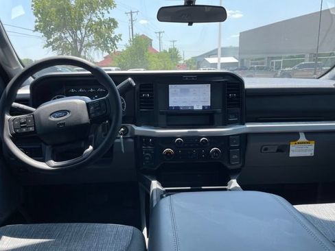 New 2026 Ford F250 XLT w/ FX4 Off-Road Package AWD/4WD image 14