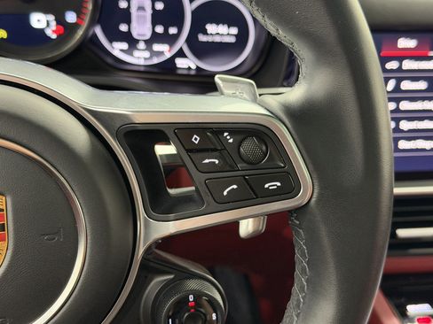Certified 2023 Porsche Cayenne GTS AWD/4WD image 54