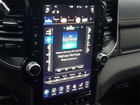 Used 2020 RAM 2500 Laramie image 27