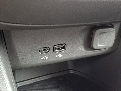 New 2026 Buick Envista Preferred image 17