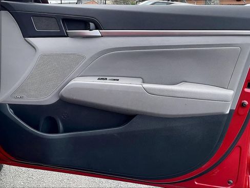 Used 2020 Hyundai Elantra Limited w/ Ultimate Package 03 image 26