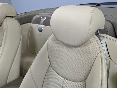 Used 2008 Mercedes-Benz SL 550 image 27
