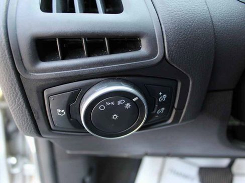 Used 2016 Ford Focus SE image 13