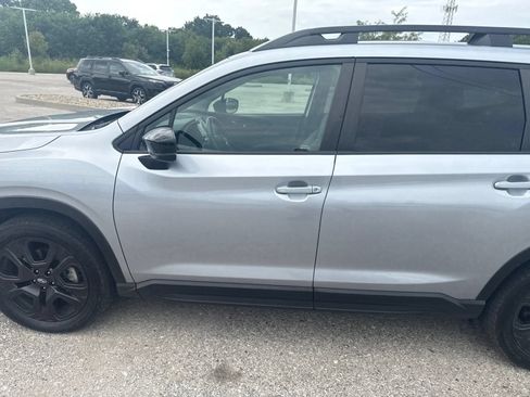 Used 2024 Subaru Ascent Onyx Edition AWD/4WD image 13