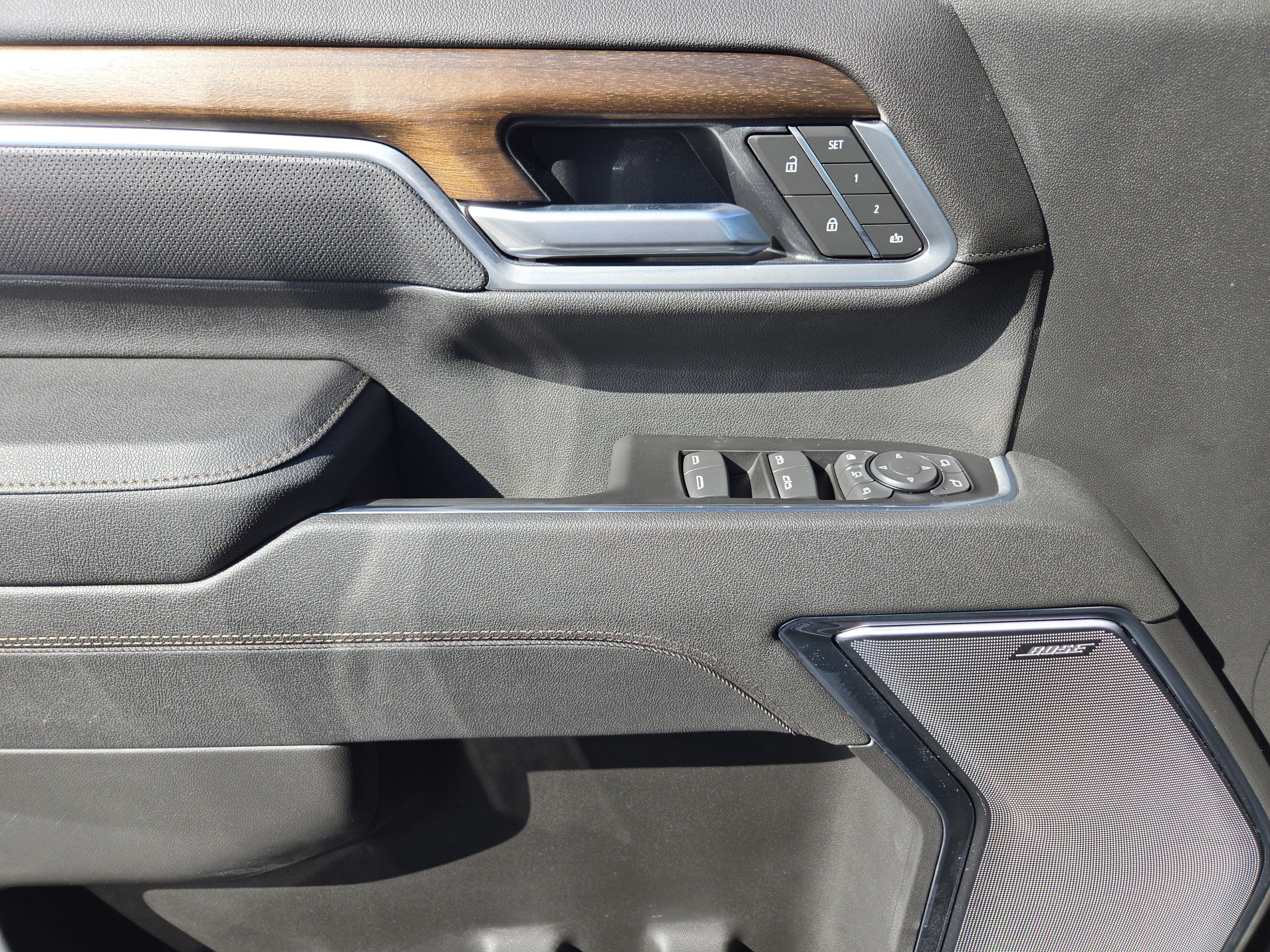 New 2026 Chevrolet Silverado 2500 High Country w/ Midnight Edition AWD/4WD image 17