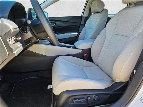 Used 2025 Honda Accord SE image 17