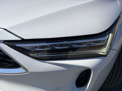 Certified 2023 Acura MDX FWD w/ Technology Package image 6