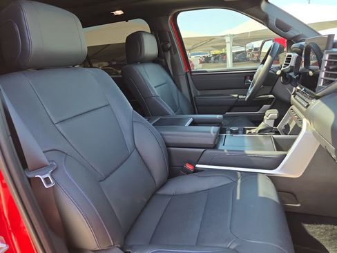 Certified 2025 Toyota Sequoia Platinum AWD/4WD image 18