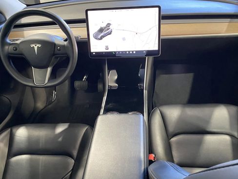 Used 2020 Tesla Model Y Long Range image 5