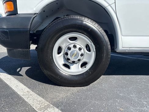 New 2025 Chevrolet Express 2500 w/ Driver Convenience Package RWD image 17