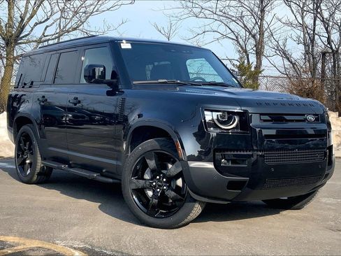 New 2026 Land Rover Defender 130 S image 2