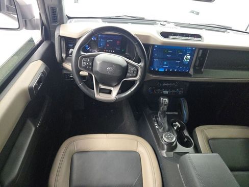 Used 2024 Ford Bronco Wildtrak image 21