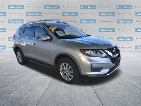 Used 2020 Nissan Rogue S w/ Special Edition Package image 3