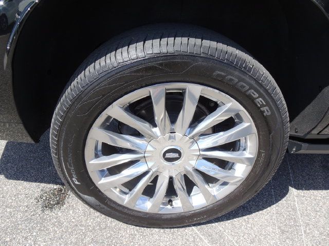 Used 2022 Cadillac Escalade Premium Luxury w/ Performance Package AWD/4WD image 38