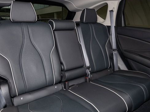 Used 2023 Acura RDX AWD w/ Advance Package image 31