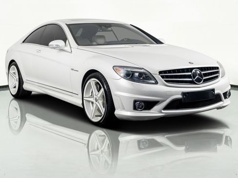 Used 2008 Mercedes-Benz CL 65 AMG image 4