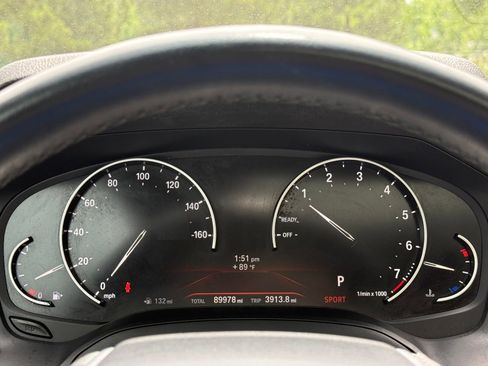 Used 2019 BMW 330i Sedan RWD image 25