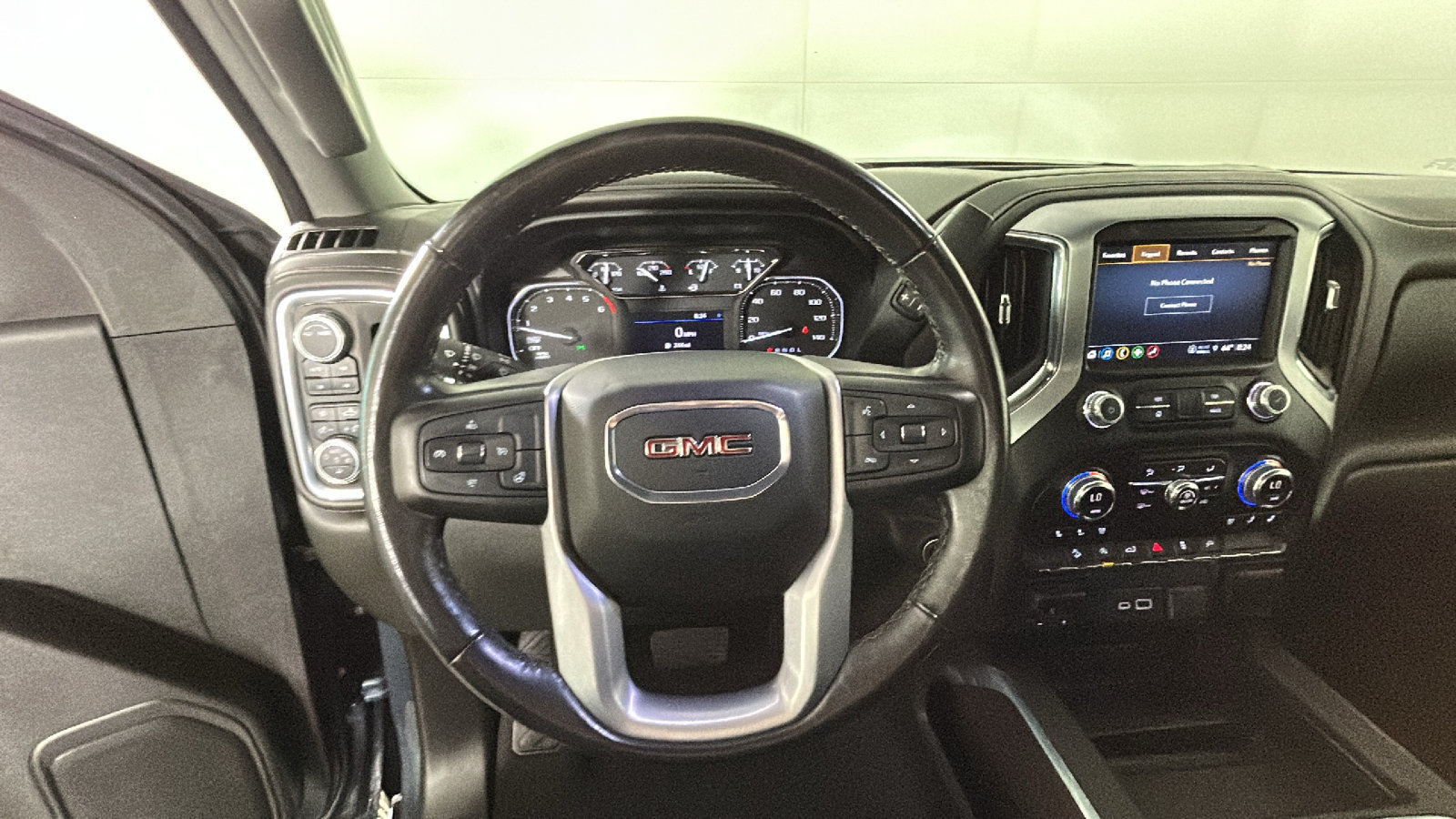 Used 2021 GMC Sierra 1500 SLT AWD/4WD image 18
