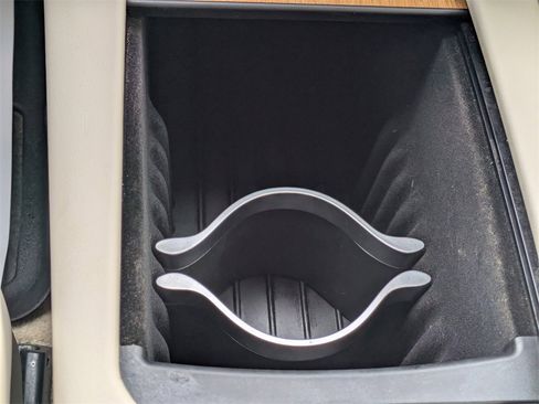 Used 2019 Tesla Model S 100D image 25