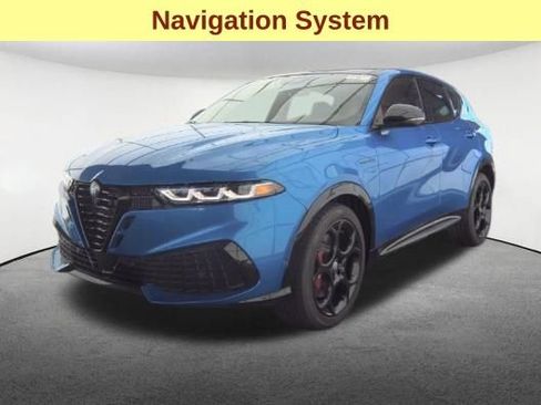 Used 2026 Alfa Romeo Tonale w/ Quick Order Package 23H Volce AWD/4WD image 4