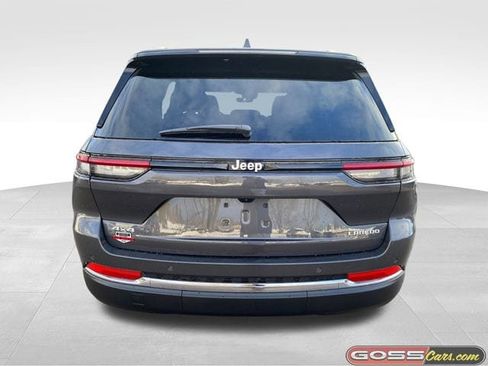 New 2025 Jeep Grand Cherokee Laredo X w/ Luxury Tech Group I image 4