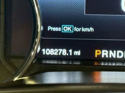 Used 2015 Ford F150 Lariat image 18