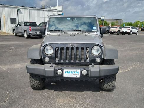 Used 2016 Jeep Wrangler Sport image 9