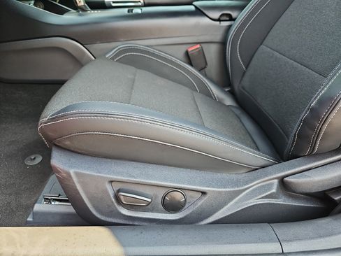 Used 2025 Ford Mustang GT RWD image 15