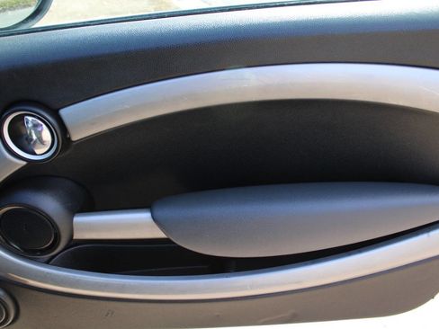 Used 2008 MINI Cooper Hardtop image 4