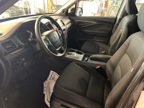 Used 2020 Honda Ridgeline Sport image 13