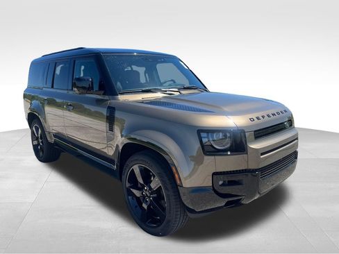 New 2026 Land Rover Defender 130 X-Dynamic SE AWD/4WD image 7