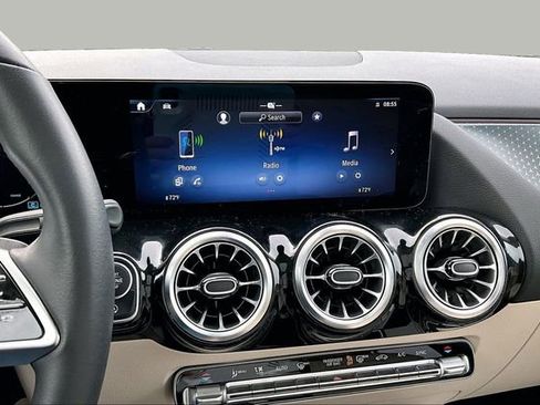 Certified 2026 Mercedes-Benz GLA 250 4MATIC image 12