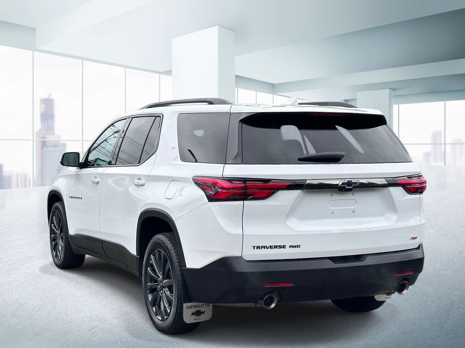 Used 2023 Chevrolet Traverse RS AWD/4WD image 3