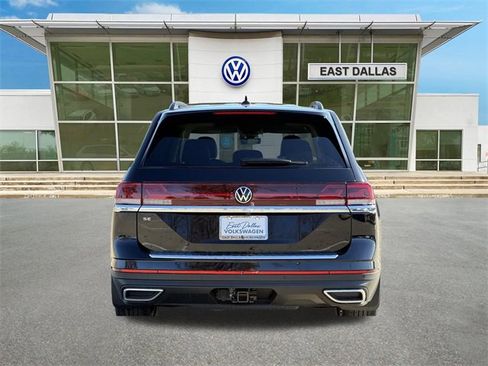 New 2026 Volkswagen Atlas SE image 4