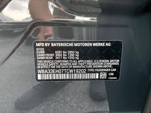 Certified 2026 BMW 740i xDrive AWD/4WD image 34