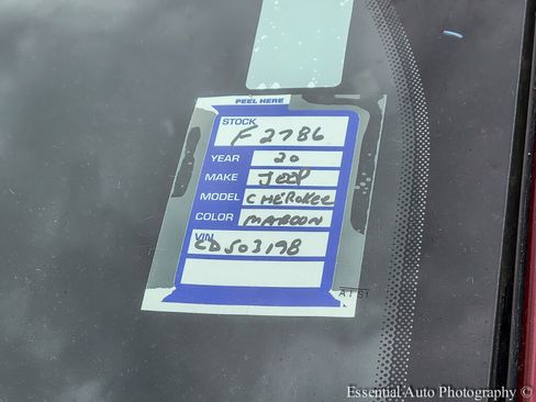 Used 2020 Jeep Cherokee Latitude w/ Cold Weather Group image 35