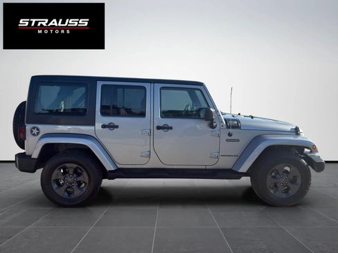 Used 2017 Jeep Wrangler Unlimited Sport AWD/4WD image 5