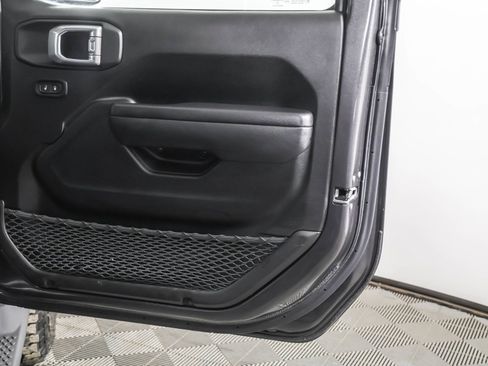 Used 2022 Jeep Wrangler Unlimited Sport image 53