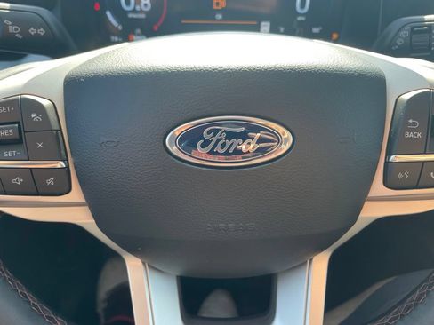 New 2026 Ford Explorer Active AWD/4WD image 15