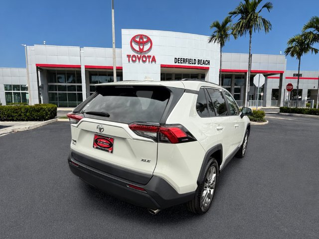 Certified 2021 Toyota RAV4 XLE Premium FWD image 7
