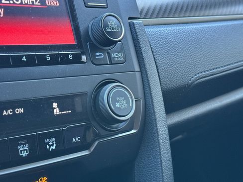 Used 2019 Honda Civic Sport image 28