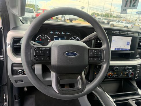 Used 2024 Ford F250 XLT w/ 360-Degree Camera Package AWD/4WD image 9