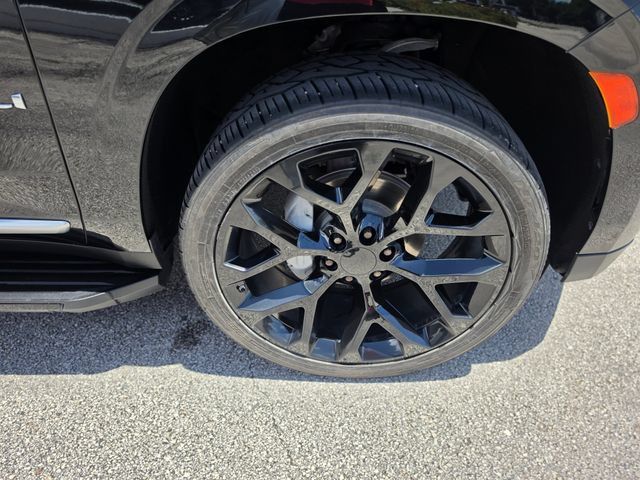 Used 2023 GMC Yukon Denali RWD image 10